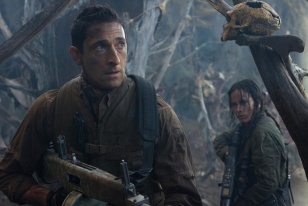 Adrien Brody y Alice Braga se enfrentan a temibles oponentes en "Predators"